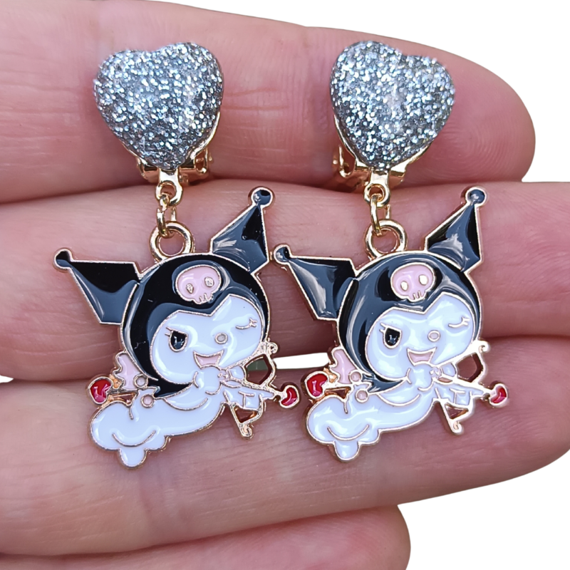 Klipsy Dla Dzieci Urocze Ozdoby Na Uszy SANRIO KUROMI - obrazek 2