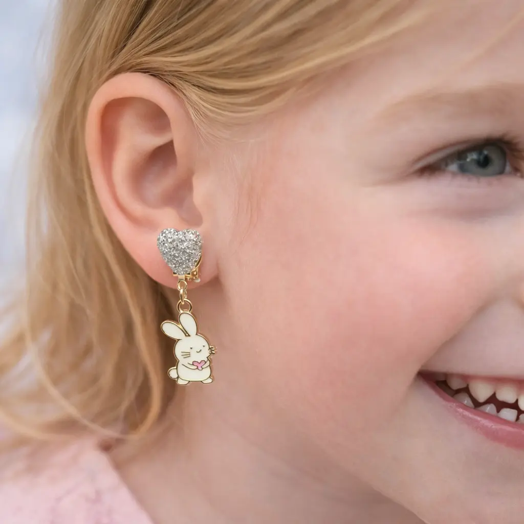 Kolczyki klipsy dla dziewczynki – króliczki z serduszkiem, brokatowe - obrazek 5